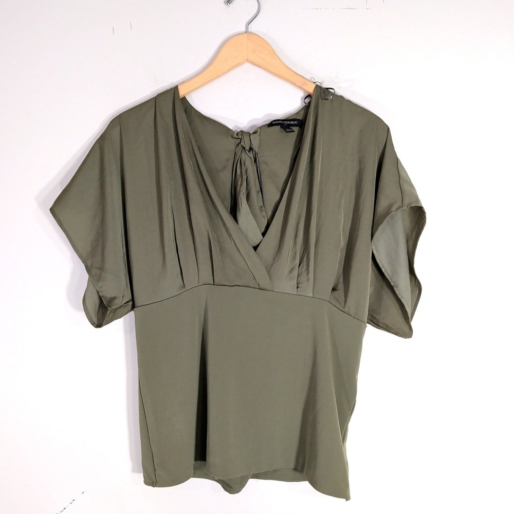 Banana Republic Green Blouse; V-Neck Short Sleeve Tie Back Drape Top